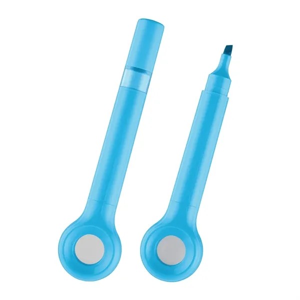2-In-1 Magnifying Highlighter for