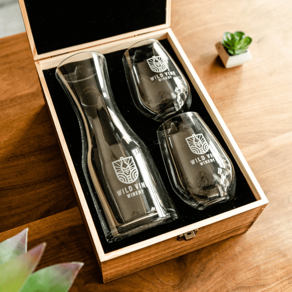 Wine Decanter Set - 2 Glasses - Wood Box for