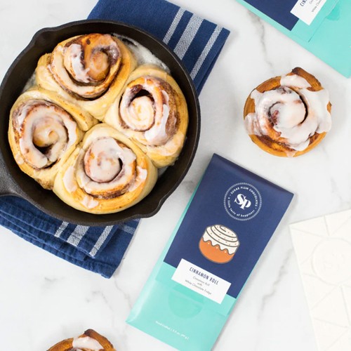 Cinnamon Roll White Chocolate Bars (4) 3.5oz each for