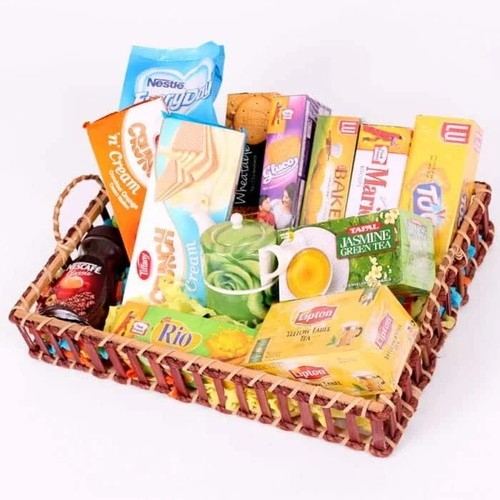Breakfast Essential Hamper  for