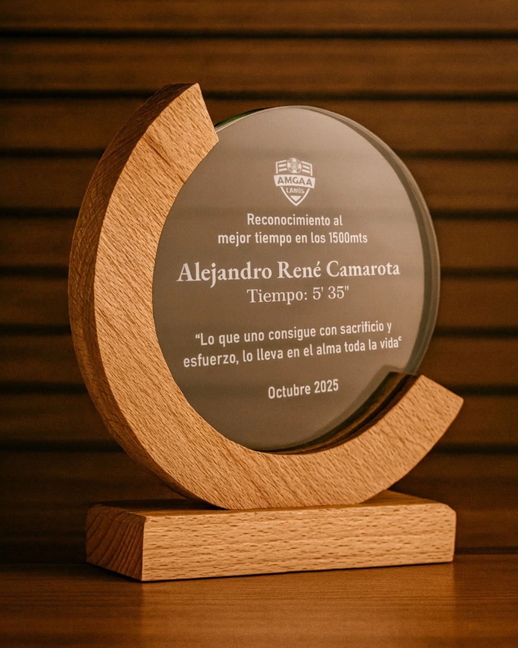 Type C Circular Glass & Acrylic Award for