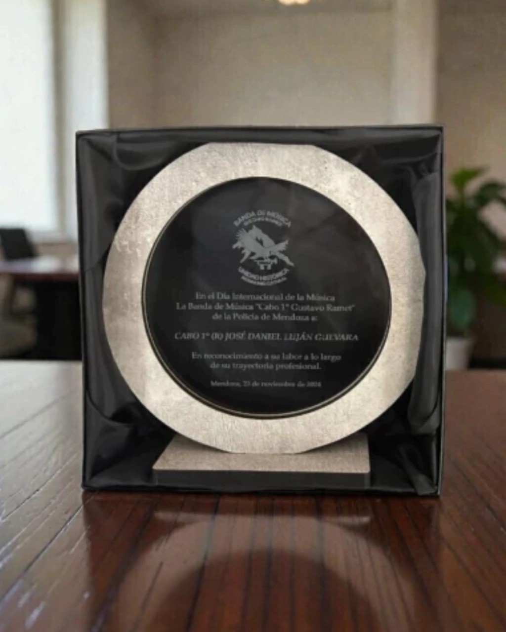 Circular Commemorative Glass Award for