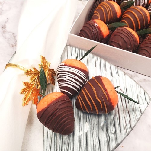 Chocolate Covered Sorbet Strawberries Gift Set (15) for