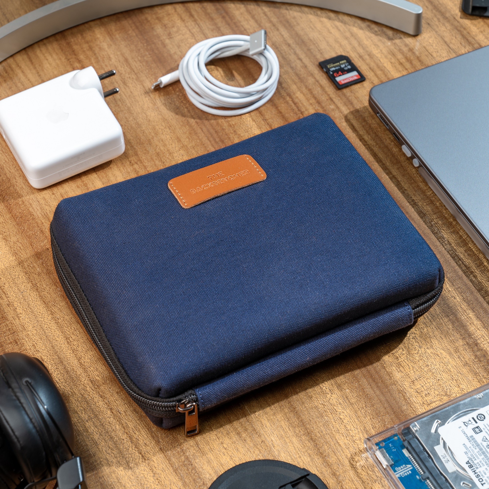 Gadget Organizer for